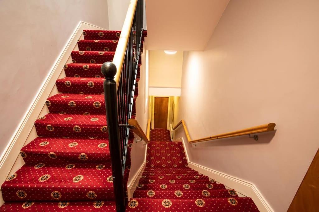 Отель Donegal Manor Донегол Экстерьер фото